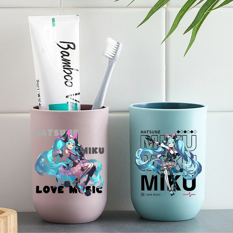 Travel Accessories Gifts For Women - Hatsune Mikus Toothbrush Cup Girls Cute