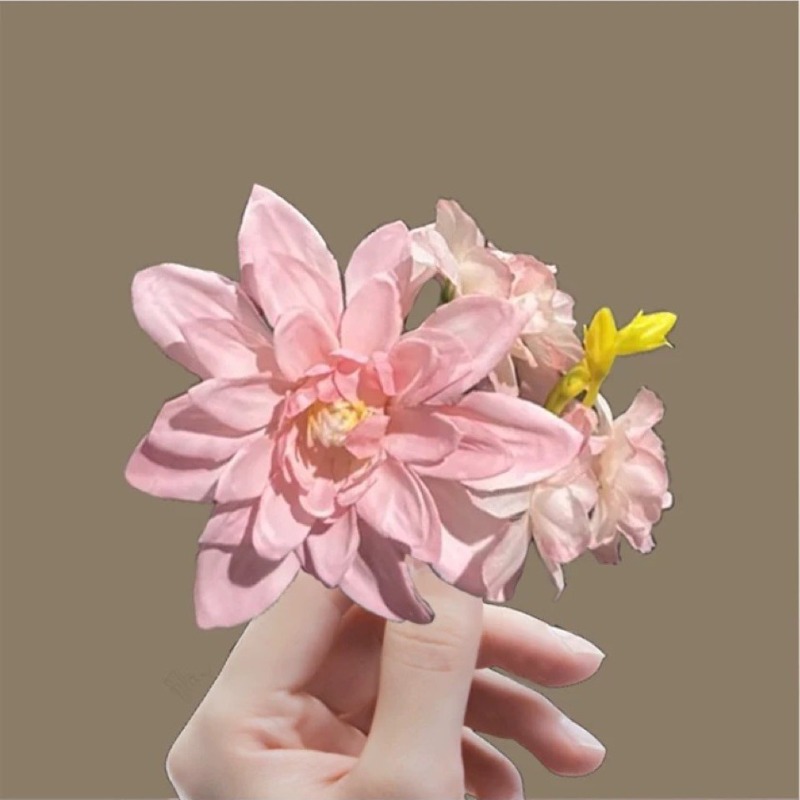 Pink Blue Flower Hair Clip New - đánh giá và giá Travel Accessories Bunnings