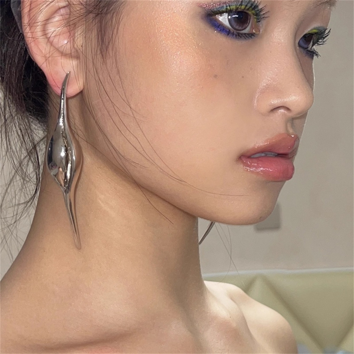 Minimalist Metal Slender Curve - đánh giá và giá Travel Accessories Europe